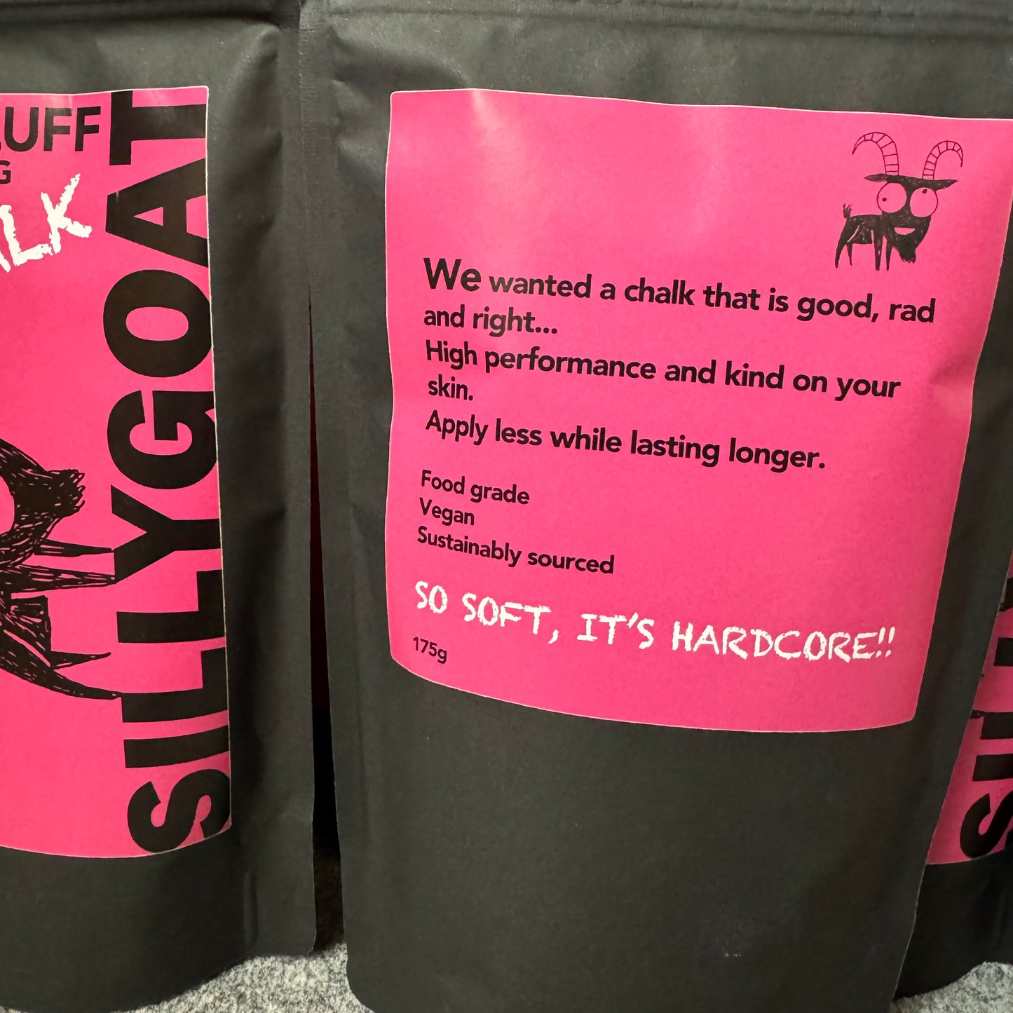 ‘FINGER FLUFF’ Premium climbing chalk